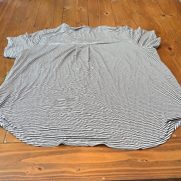 Philosophy Striped Black and White Women's Top xl - Picture 6 of 8